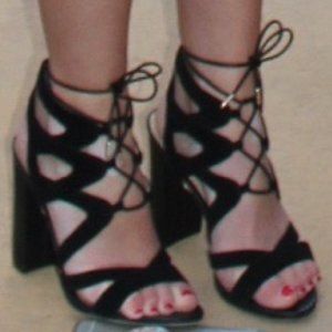 Sam Edelman Black Lace Up Heels Size 6